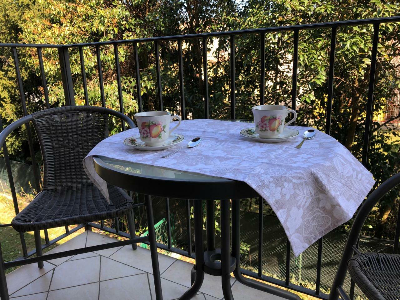 Magia Del Garda Apartment Castelnuovo del Garda Eksteriør bilde